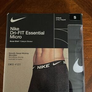 Nike Black Boxer Briefs Essential Comfort